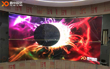 濟(jì)南綠城金融中心弧形LED屏項(xiàng)目